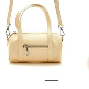 NWT Forever 21  Faux Leather Barrel bag w/ detatchable strap